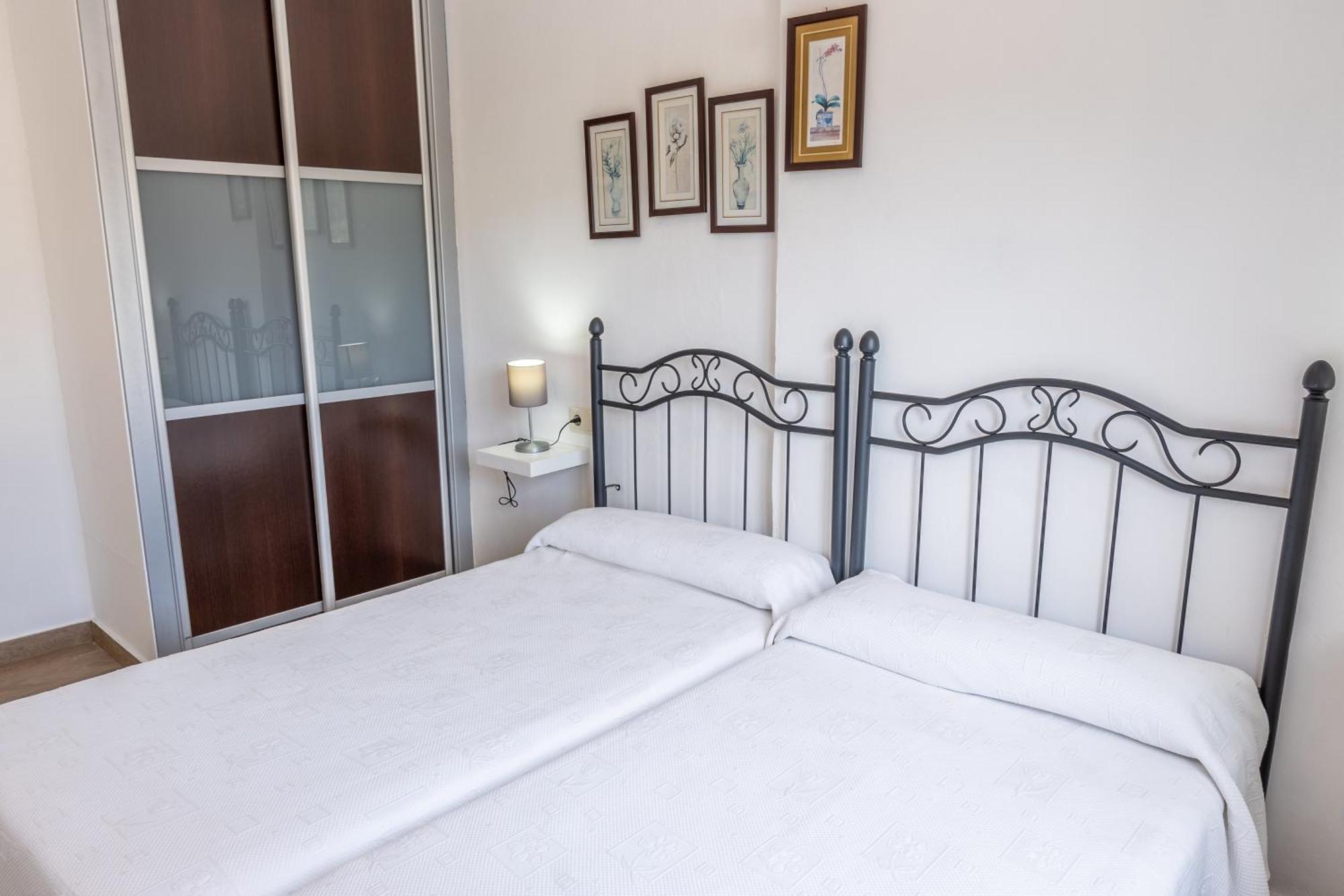 Apartamentos Ondina Soto de Luiña Esterno foto